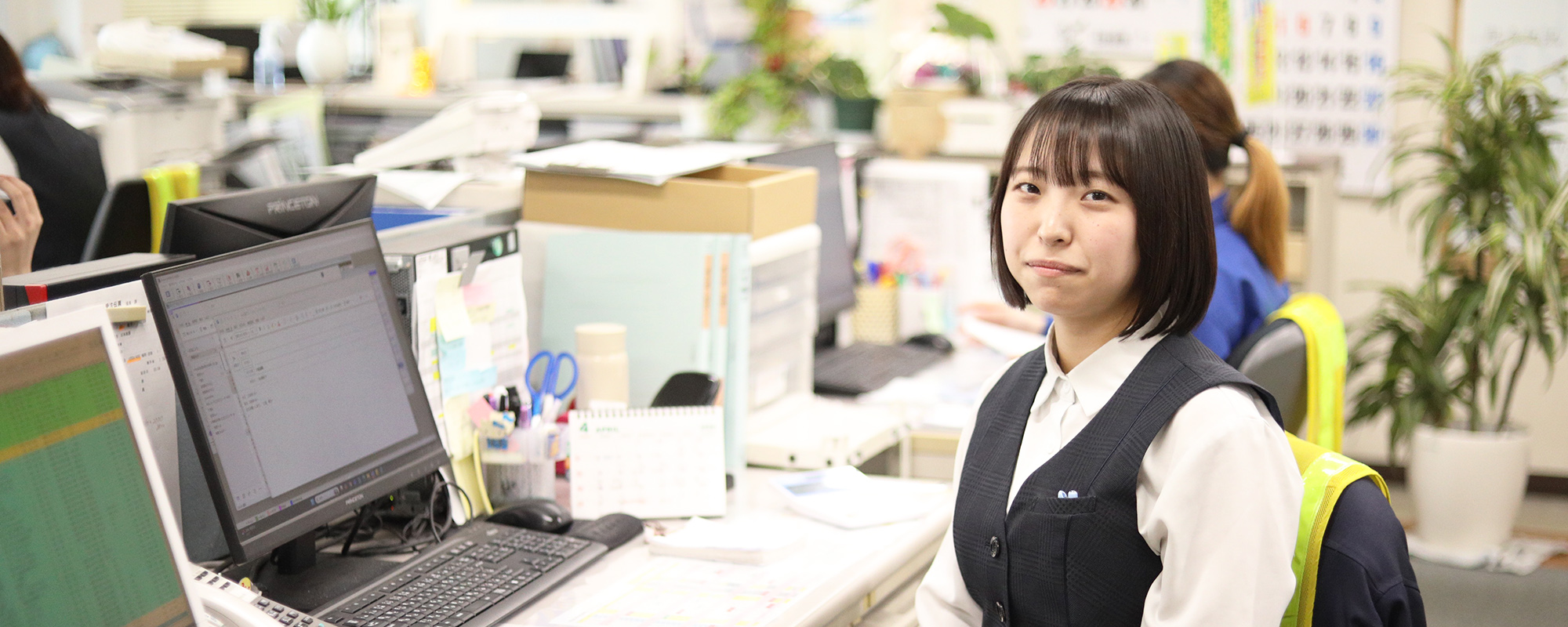 業務部 生産管理課 H.Y 2022年/新卒入社